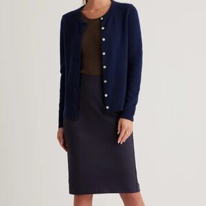 Quince navy stretch pencil skirt XL